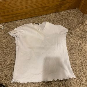 basic white fitted cropped tshirt